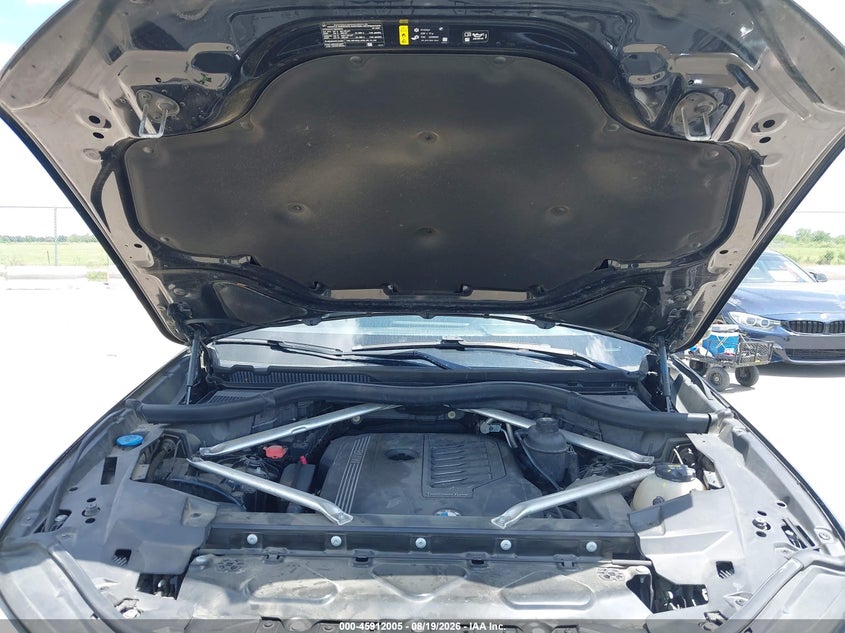 BMW X5 - zdjęcie 10