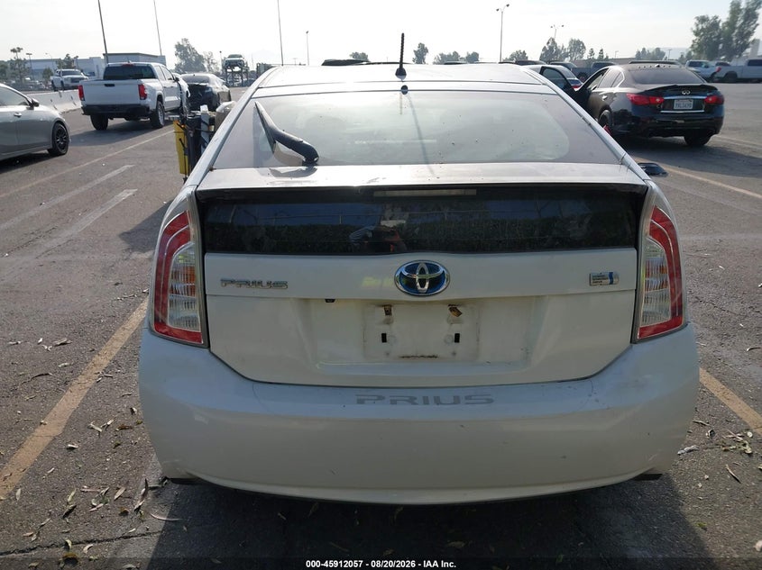 TOYOTA PRIUS - zdjęcie 19