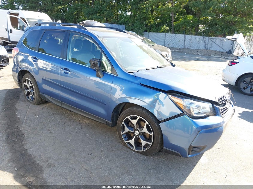 2016 SUBARU FORESTER auction photo 1