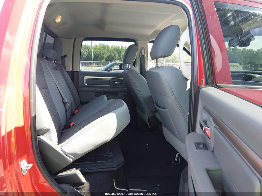 2019 RAM 1500 CLASSIC auction photo 8