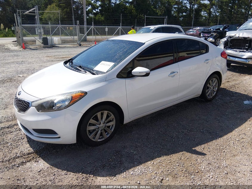 2014 Kia Forte, Обычный износ, IAAI, VIN KNAFX4A61E5155048 — фото 2