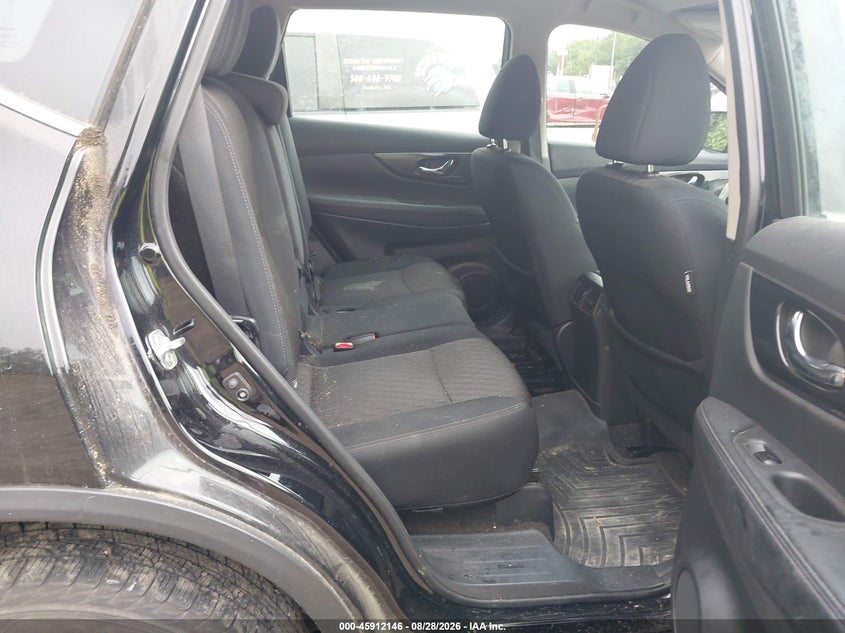 2018 NISSAN ROGUE auction photo 8