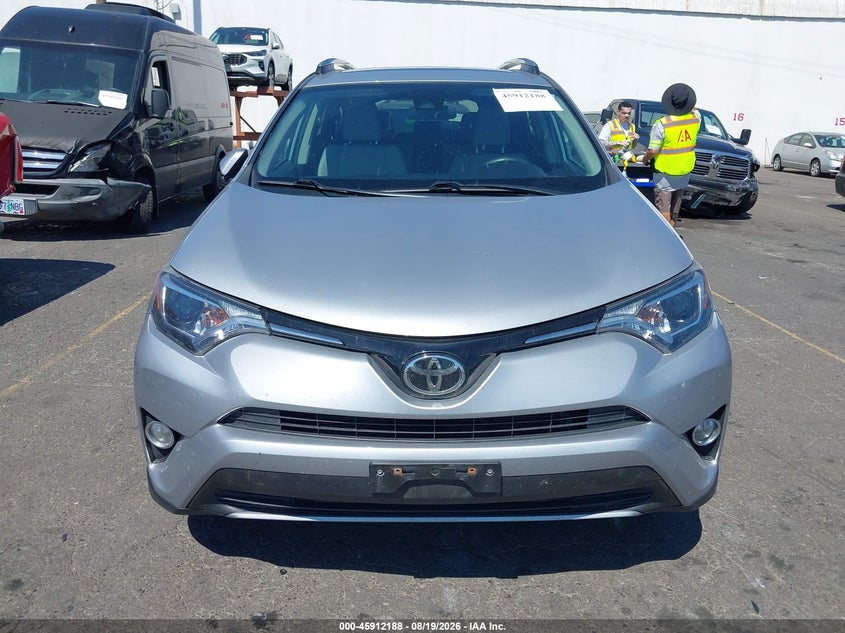 TOYOTA RAV4 - zdjęcie 12