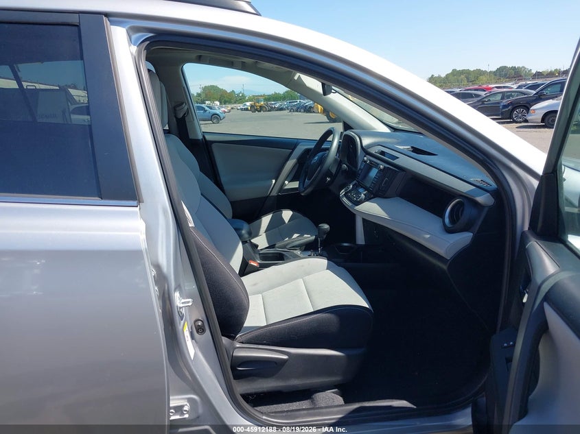 TOYOTA RAV4 - zdjęcie 5