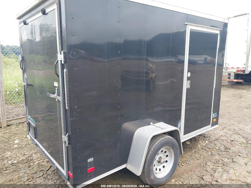 2021 COVERED WAGON ENCLOSED auction photo 4