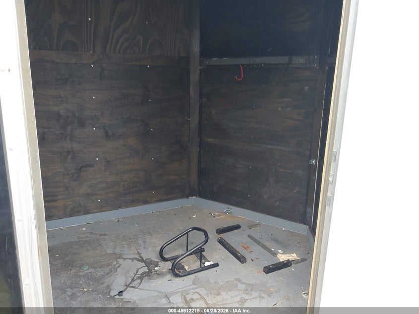 2021 COVERED WAGON ENCLOSED auction photo 5