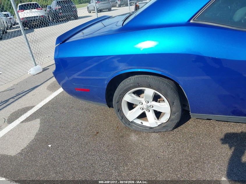 2012 DODGE CHALLENGER auction photo 6
