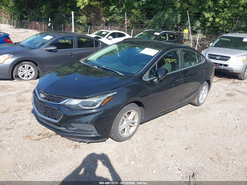 2017 CHEVROLET CRUZE auction photo 2