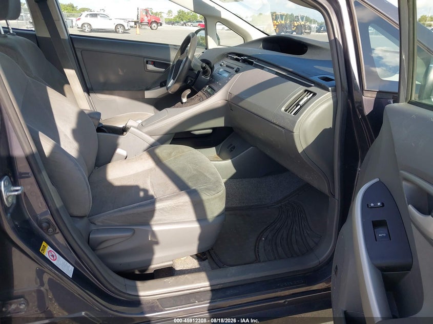 2010 TOYOTA PRIUS auction photo 5