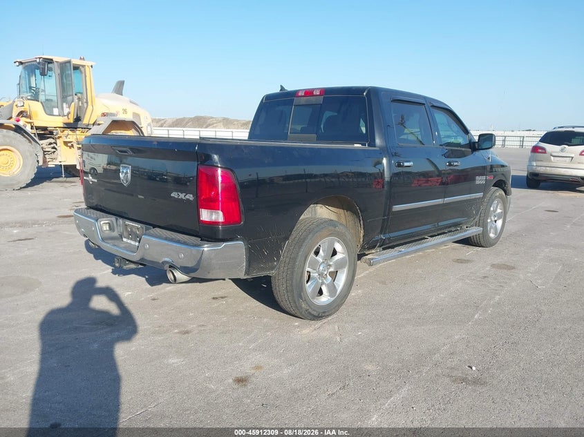 2015 RAM 1500 auction photo 4