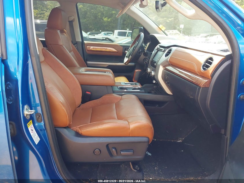 2017 TOYOTA TUNDRA auction photo 5