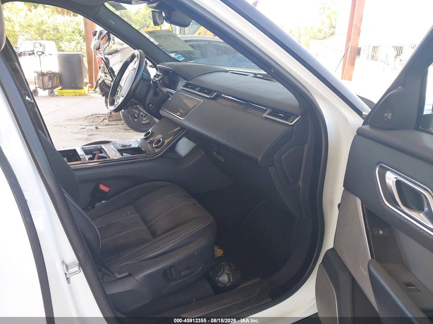 2018 LAND ROVER RANGE ROVER VELAR auction photo 5