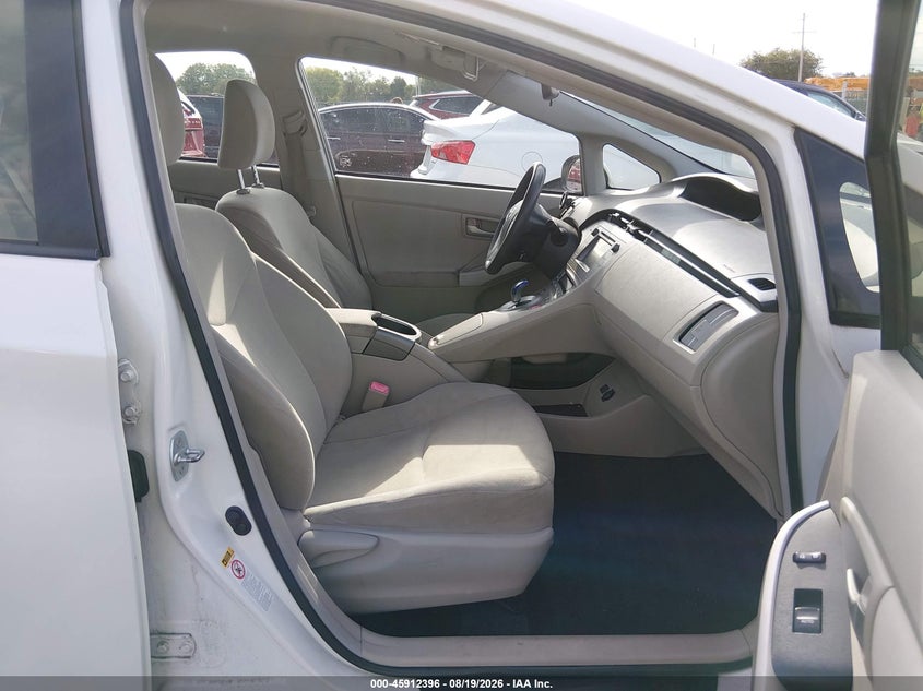 2012 TOYOTA PRIUS auction photo 5