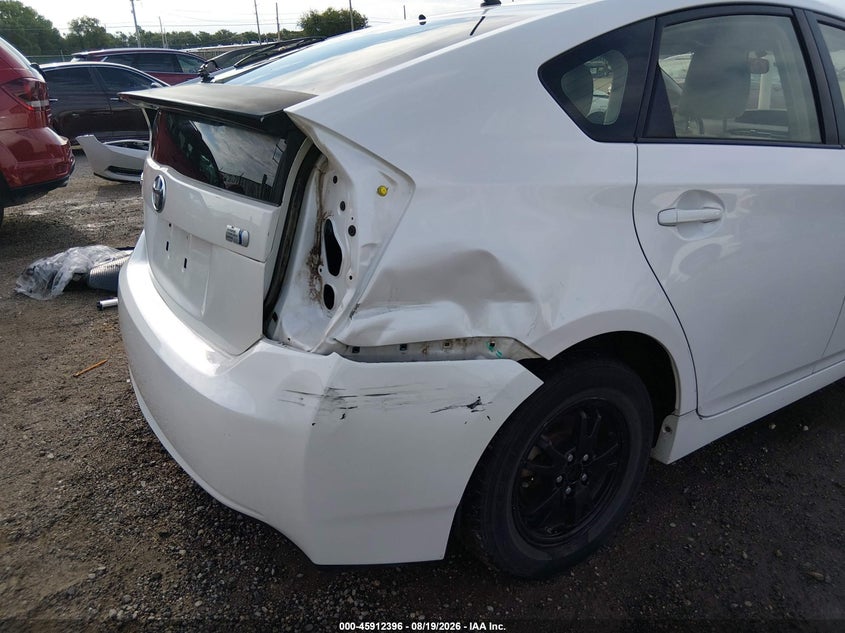 2012 TOYOTA PRIUS auction photo 6