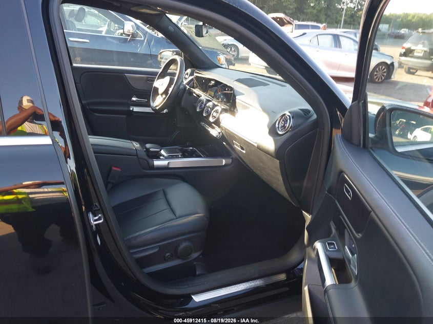 2022 MERCEDES-BENZ GLB 250 auction photo 5