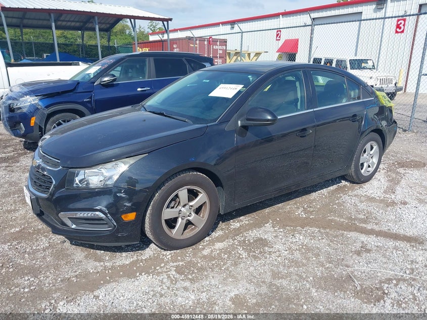 2015 Chevrolet Cruze, Удар ззаду, IAAI, VIN 1G1PC5SB3F7242355 — фото 2