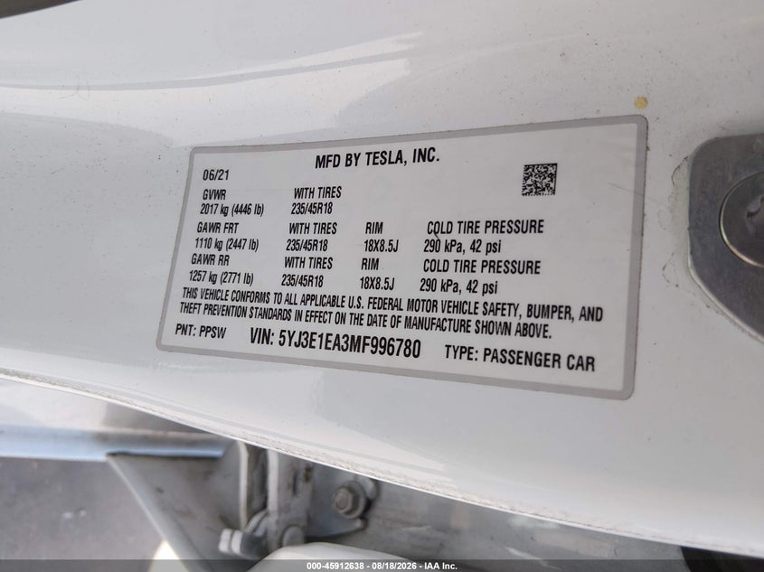 TESLA MODEL 3 - zdjęcie 9