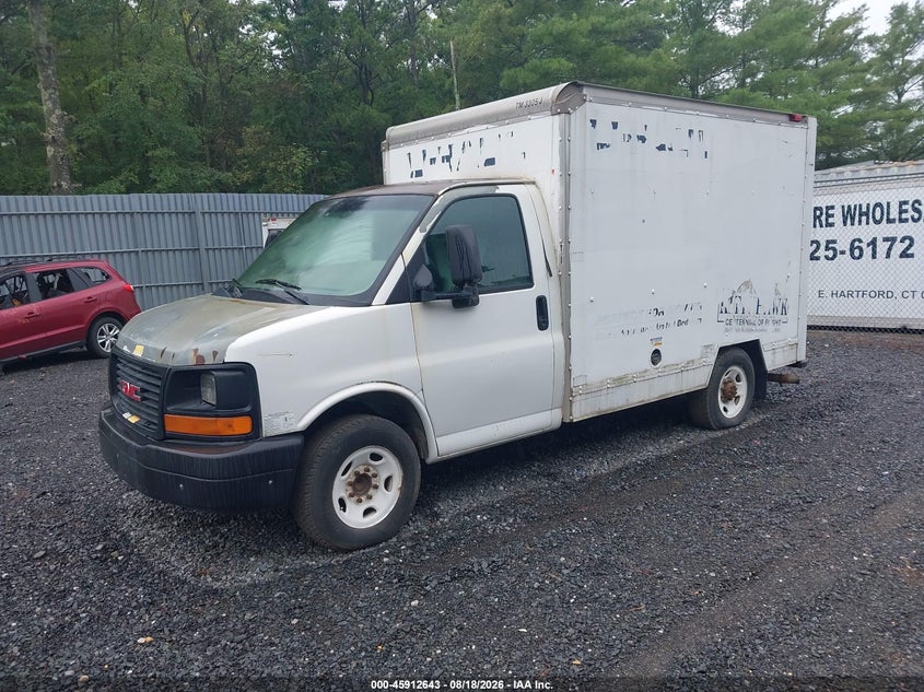 2004 GMC SAVANA CUTAWAY auction photo 2