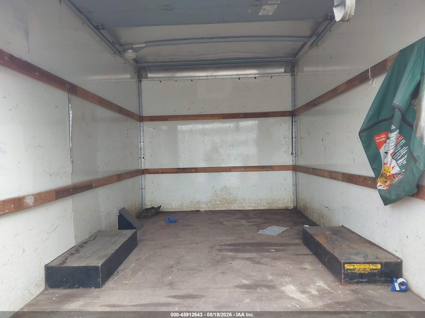 2004 GMC SAVANA CUTAWAY auction photo 6