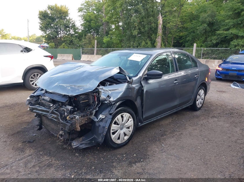 2014 Volkswagen Jetta, Перед і зад, IAAI, VIN 3VW3L7AJ7EM298505 — фото 2