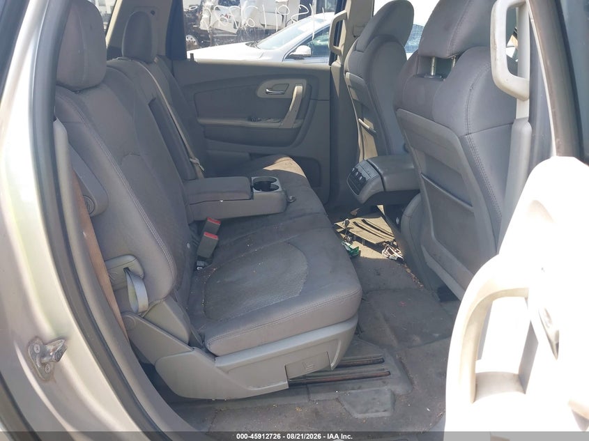 2010 CHEVROLET TRAVERSE auction photo 8