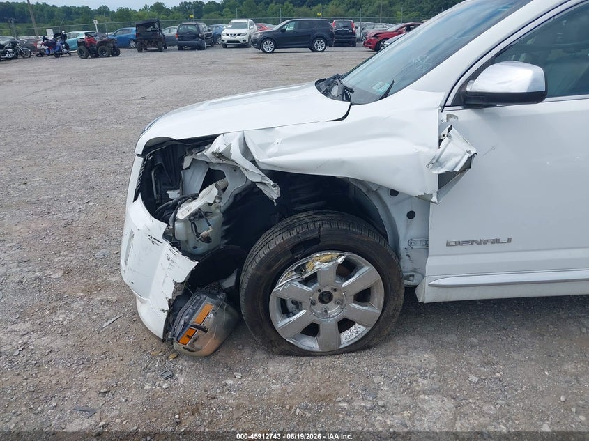 2013 GMC TERRAIN auction photo 6