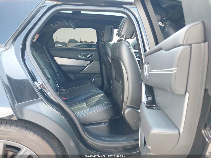 LAND ROVER RANGE ROVER VELAR - zdjęcie 8