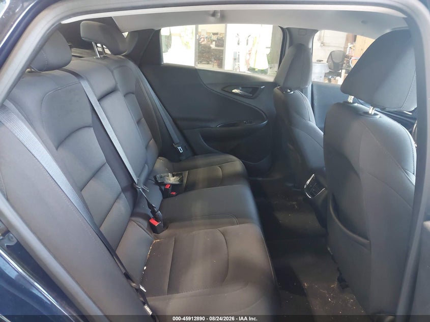 2018 CHEVROLET MALIBU auction photo 8