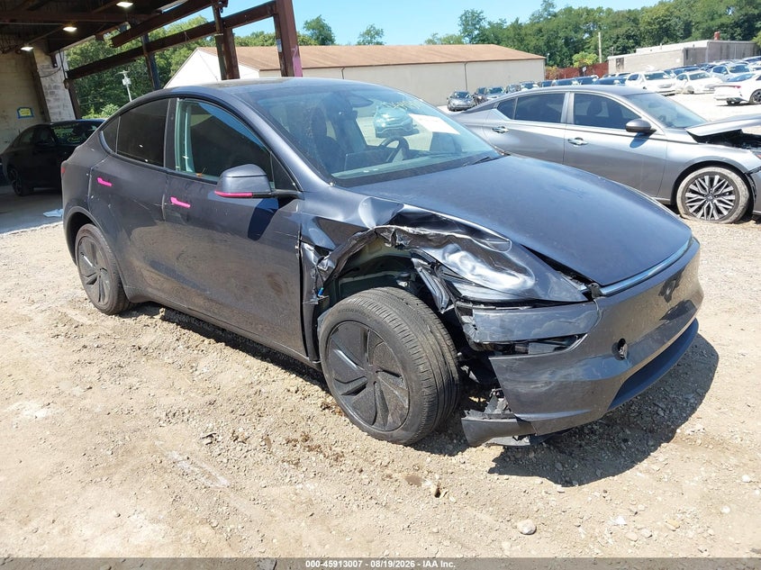 Vin: 7saygdee8ta413140, lot: 46412075, tesla model y all-wheel drive/long range launch series/premium all-wheel drive 2026 img_1