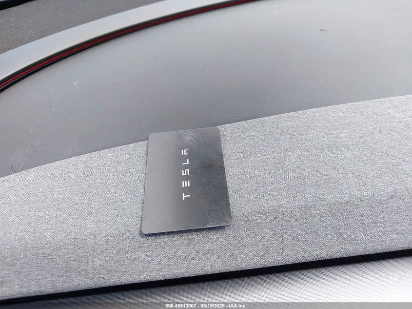 TESLA MODEL Y - zdjęcie 10