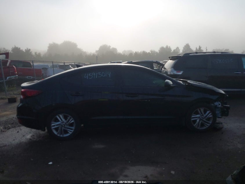 HYUNDAI ELANTRA 2019 VIN 5NPD84LF4KH464710