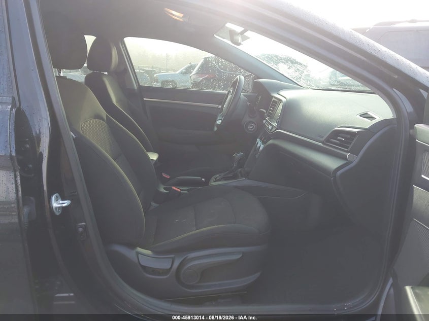 HYUNDAI ELANTRA 2019 VIN 5NPD84LF4KH464710