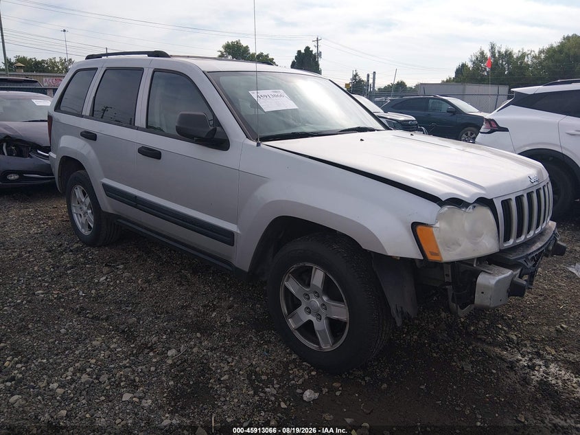 2005 JEEP GRAND CHEROKEE auction photo 1