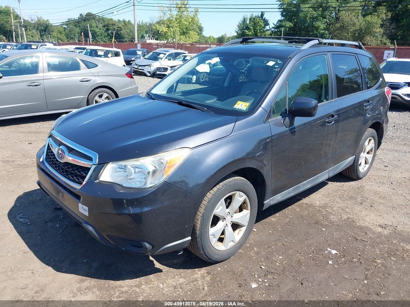 2015 SUBARU FORESTER auction photo 2