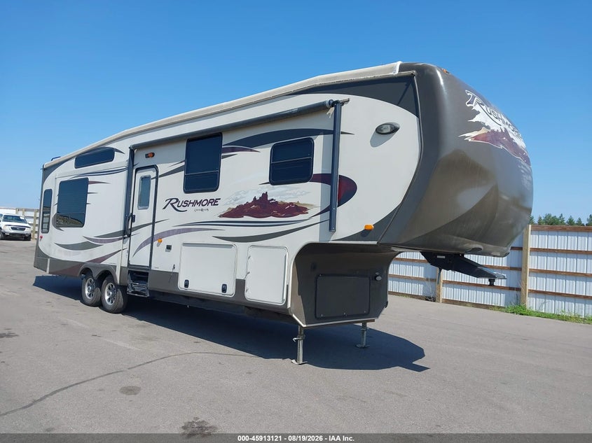 2011 CROSSROADS RUSHMORE 5TH WHL TRAVEL TRAILER auction photo 1