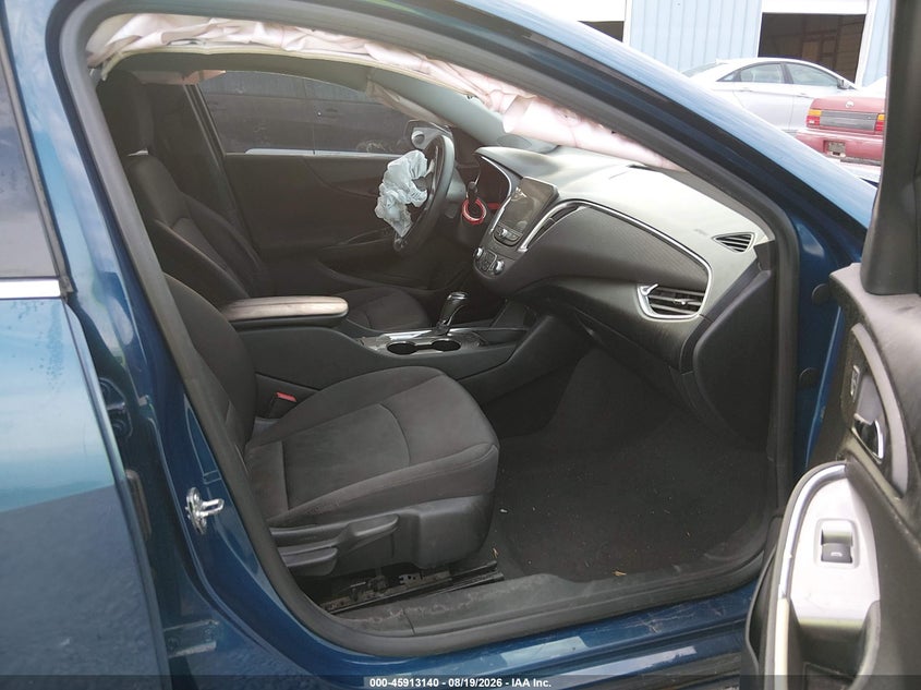 CHEVROLET MALIBU 2019 VIN 1G1ZD5ST2KF140592