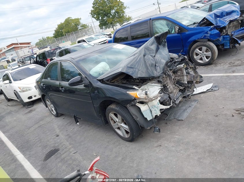2012 TOYOTA CAMRY auction photo 1