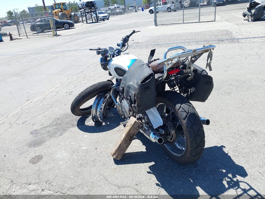 TRIUMPH BONNEVILLE 2018