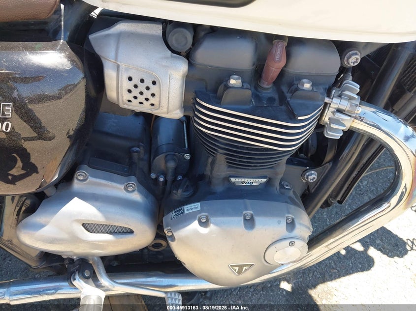 TRIUMPH BONNEVILLE 2018
