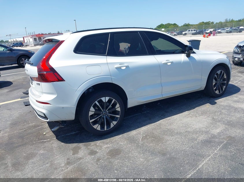 VOLVO XC60 2026 VIN YV4M12RC4T1347852