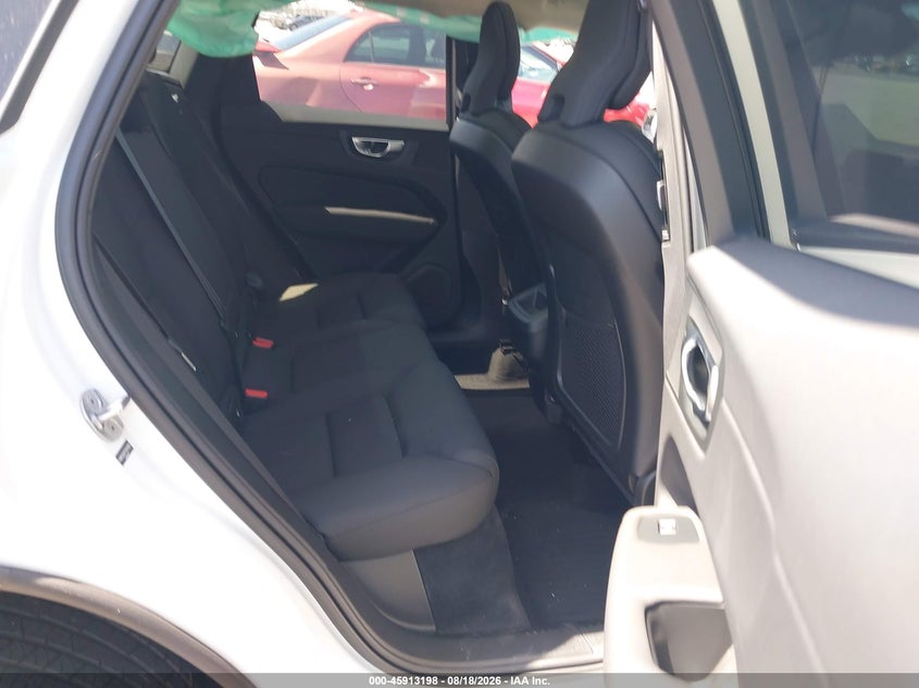VOLVO XC60 - zdjęcie 8