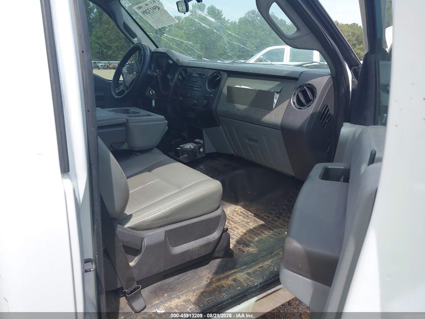 2012 FORD F-350 CHASSIS — zdjęcie 5