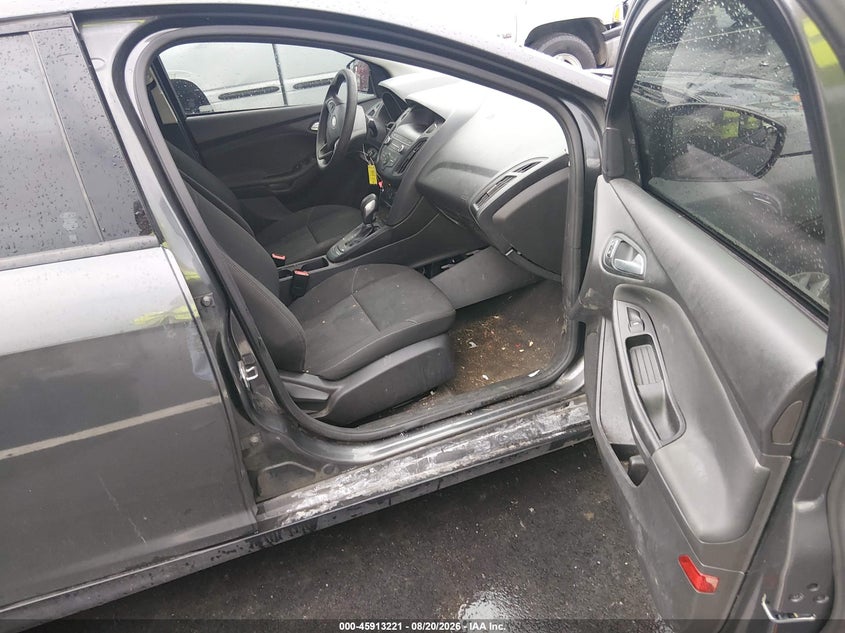 2018 FORD FOCUS auction photo 5