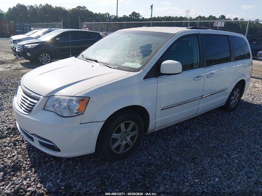 2011 Chrysler Town & Country, Удар спереди, IAAI, VIN 2A4RR5DG0BR658065 — фото 2