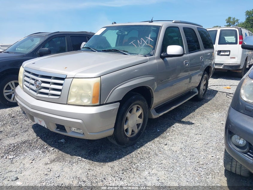 2004 CADILLAC ESCALADE auction photo 2