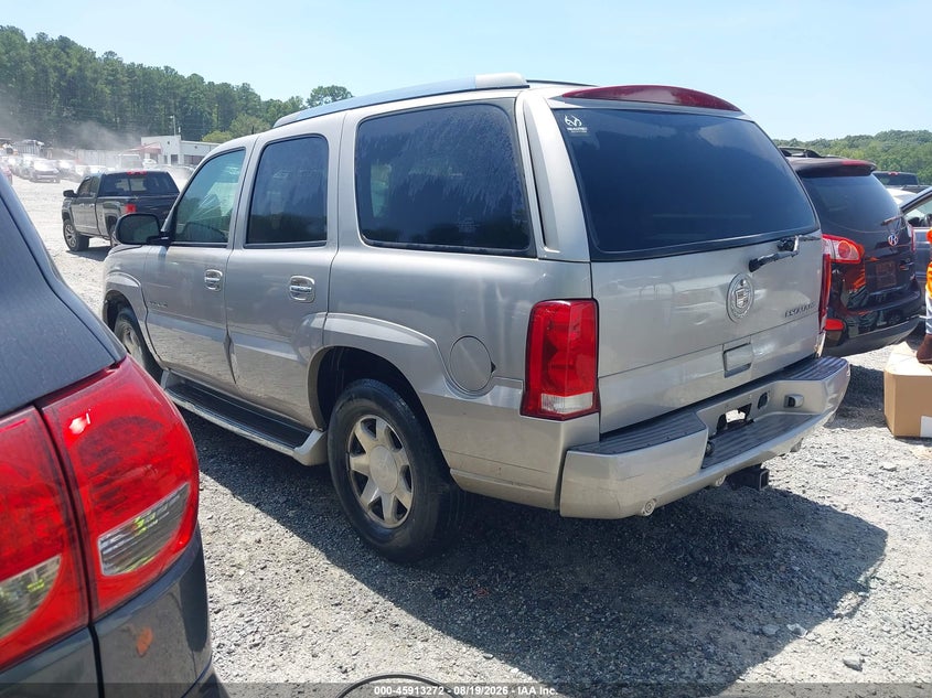 2004 CADILLAC ESCALADE auction photo 3