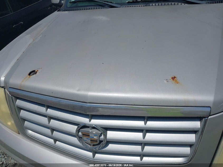2004 CADILLAC ESCALADE auction photo 6