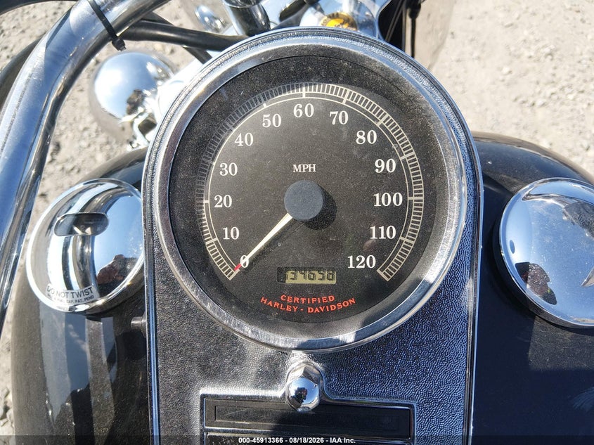 2002 HARLEY-DAVIDSON FLSTC auction photo 7
