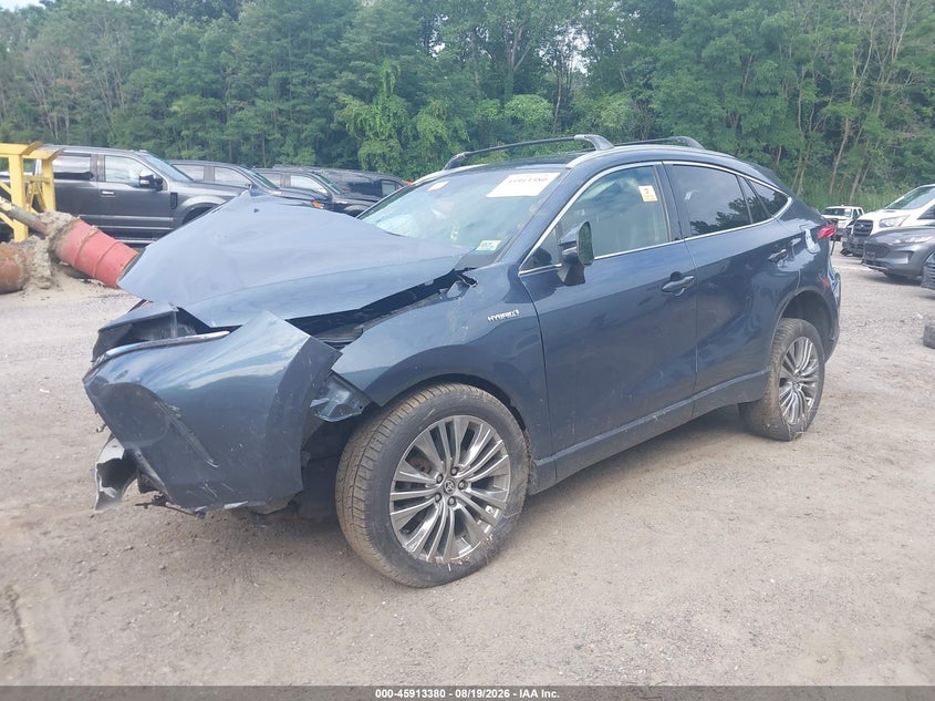 2021 Toyota Venza, Biohazard, IAAI, VIN JTEAAAAH2MJ007863 — photo 2