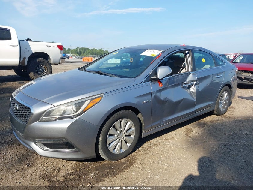 2016 Hyundai Sonata, Left Side, IAAI, VIN KMHE24L16GA027022 — photo 2